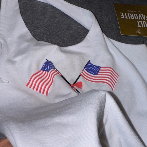 Cult Favorite- NWT White Halter Top with American Flag size Small - Picture 12 of 12